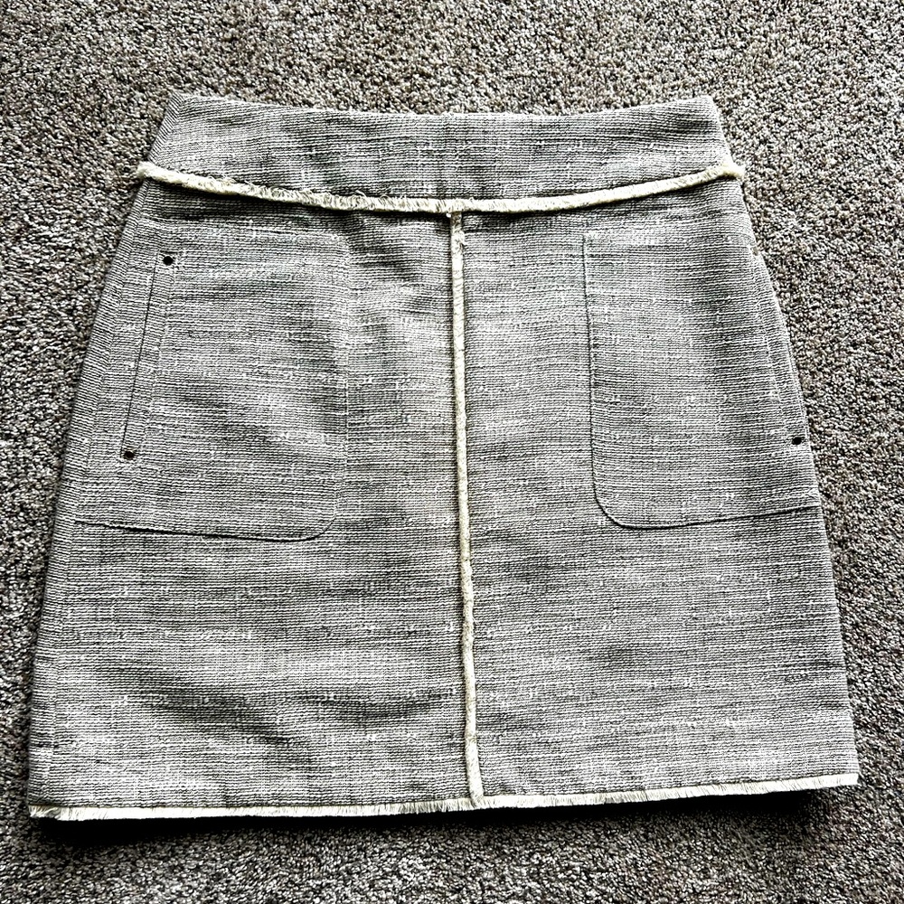 NWT H&M Oatmeal mini skirt Size 8 Petite Office